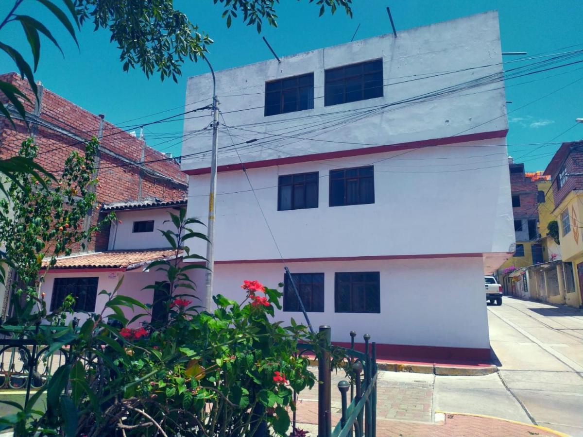 Mirador Backpackers B&B Huaraz  Exteriör bild